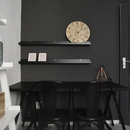 The Hidden Mark-2bdr Ap In Downtown *