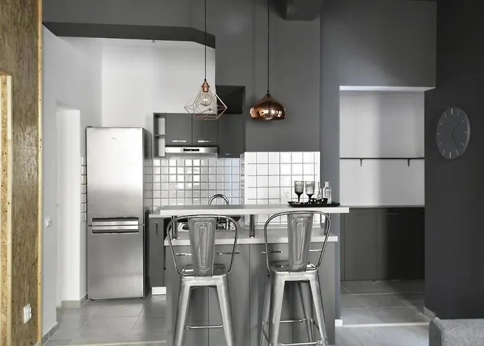 The Hidden Mark-2bdr Ap In Downtown